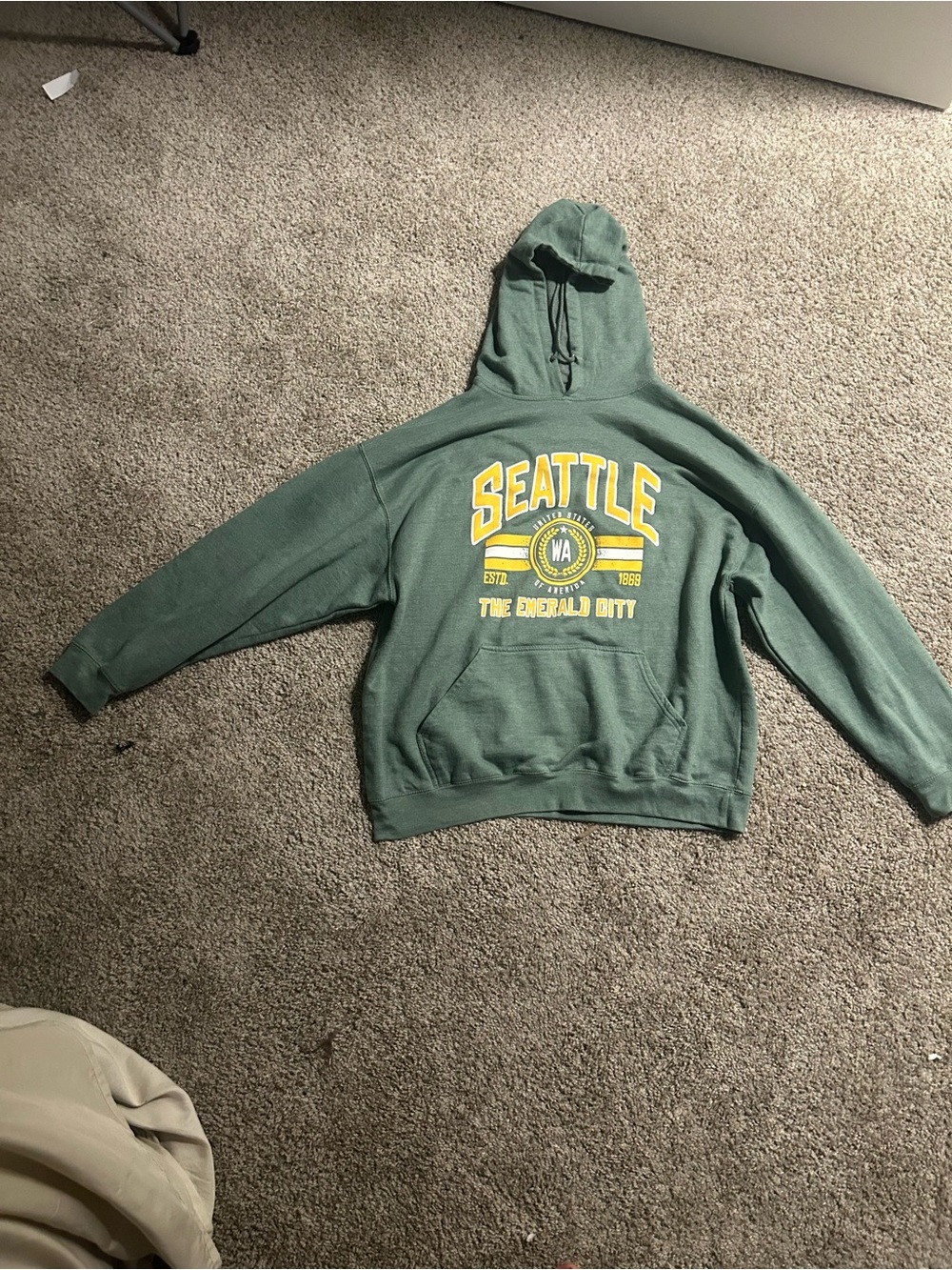 Seattle Graphic Hooded Sweatshirt - Green
